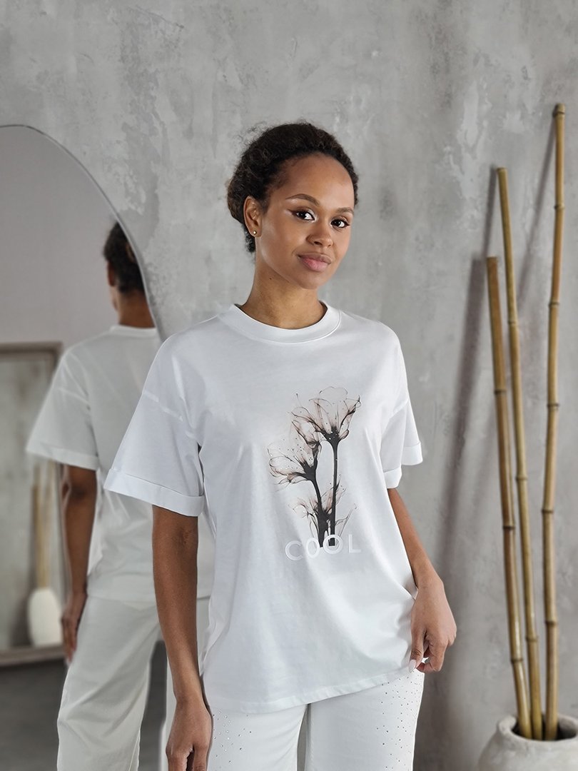 Футболка Imperial принт цветочки со стразами надпись COOL белая, фотография №2