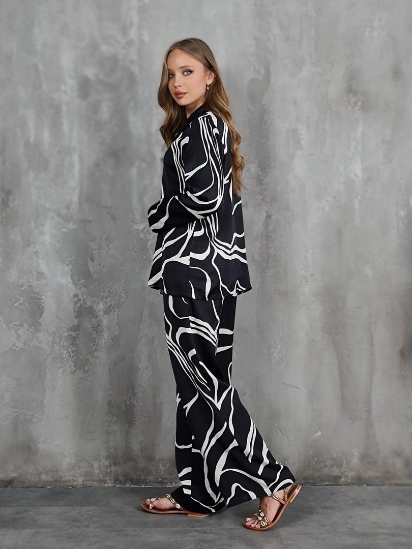 Костюм CLOTHÉ с белым узором черный, фотография №3