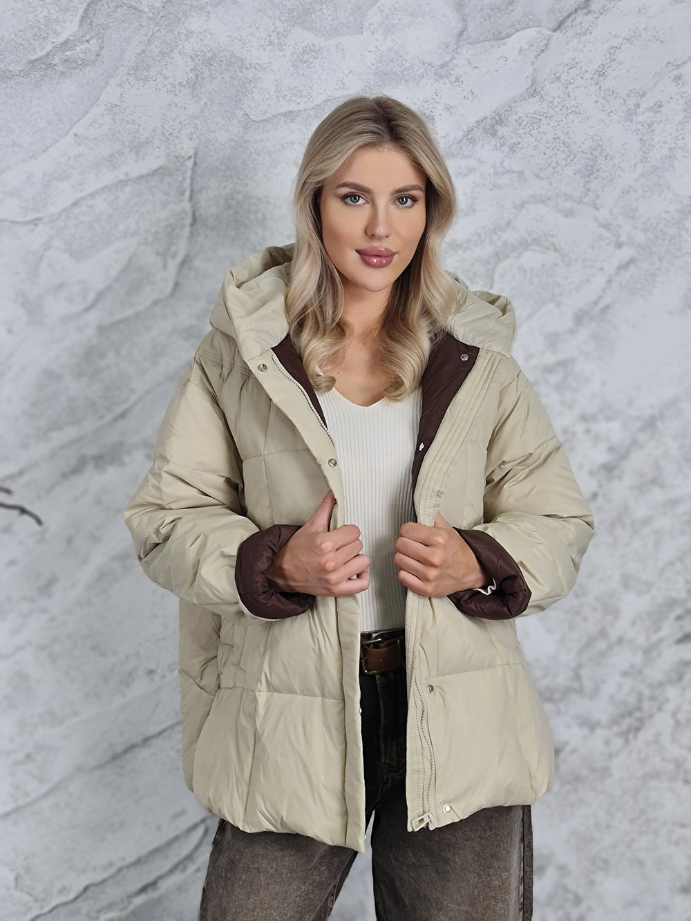 Куртка DEGREES шоколадный подклад с заклепками по бокам кремовая  , фотография №1