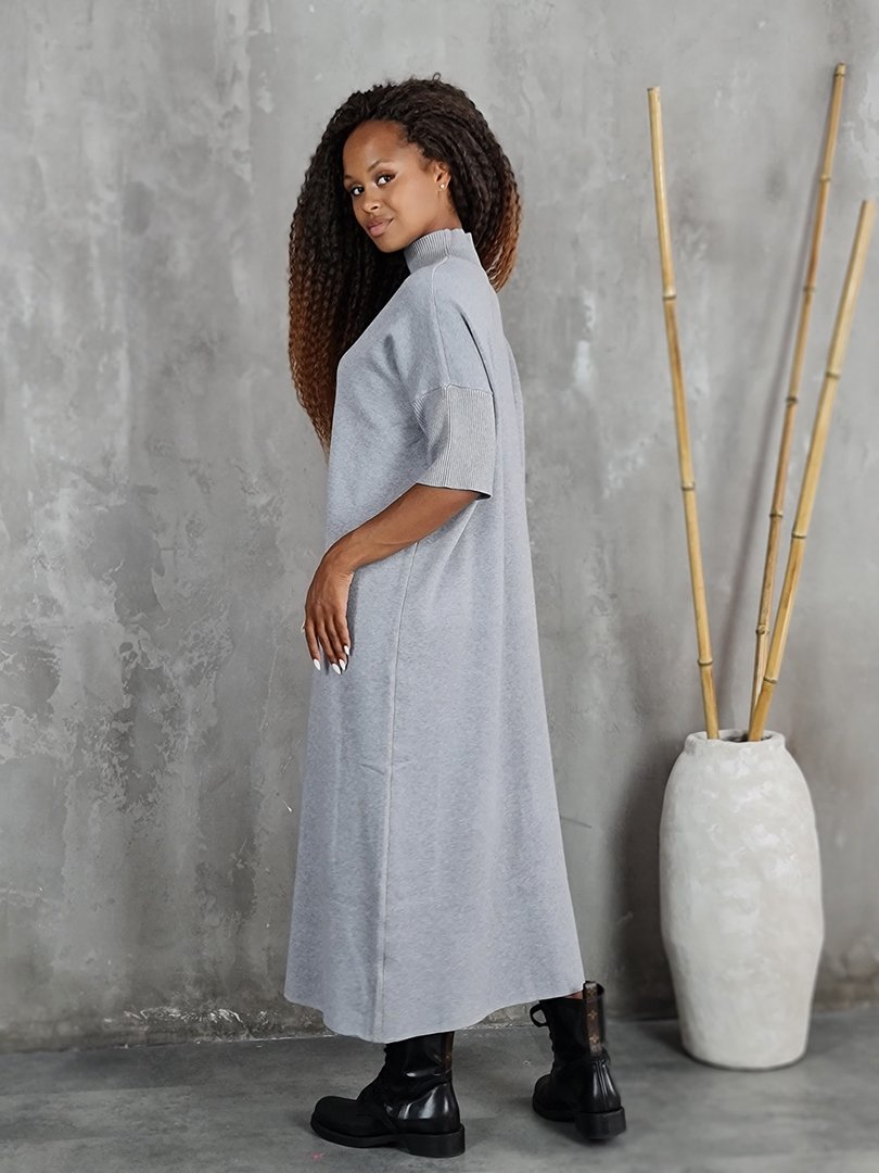 Платье Lara с короткими рукавами серое, фотография №2