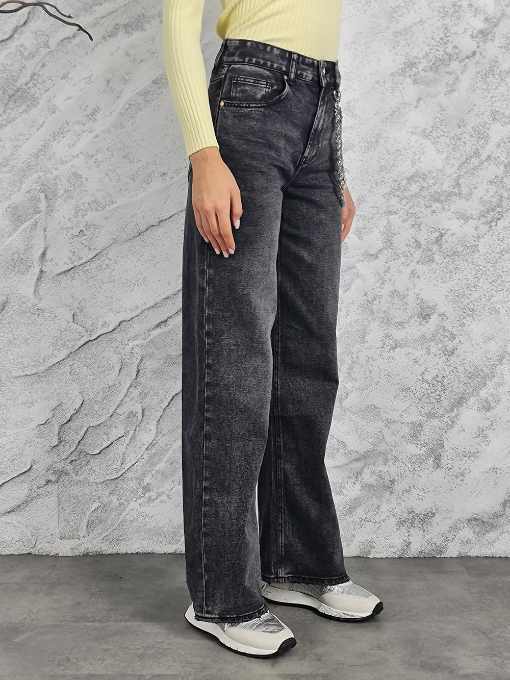 Джинсы Miss Bonbon с подвеской темно-серые, фотография №2