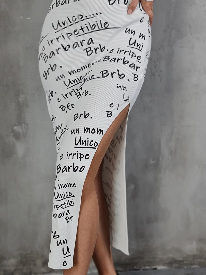 Платье Barbara Alvisi облегающее с надписями белое , фотография №4