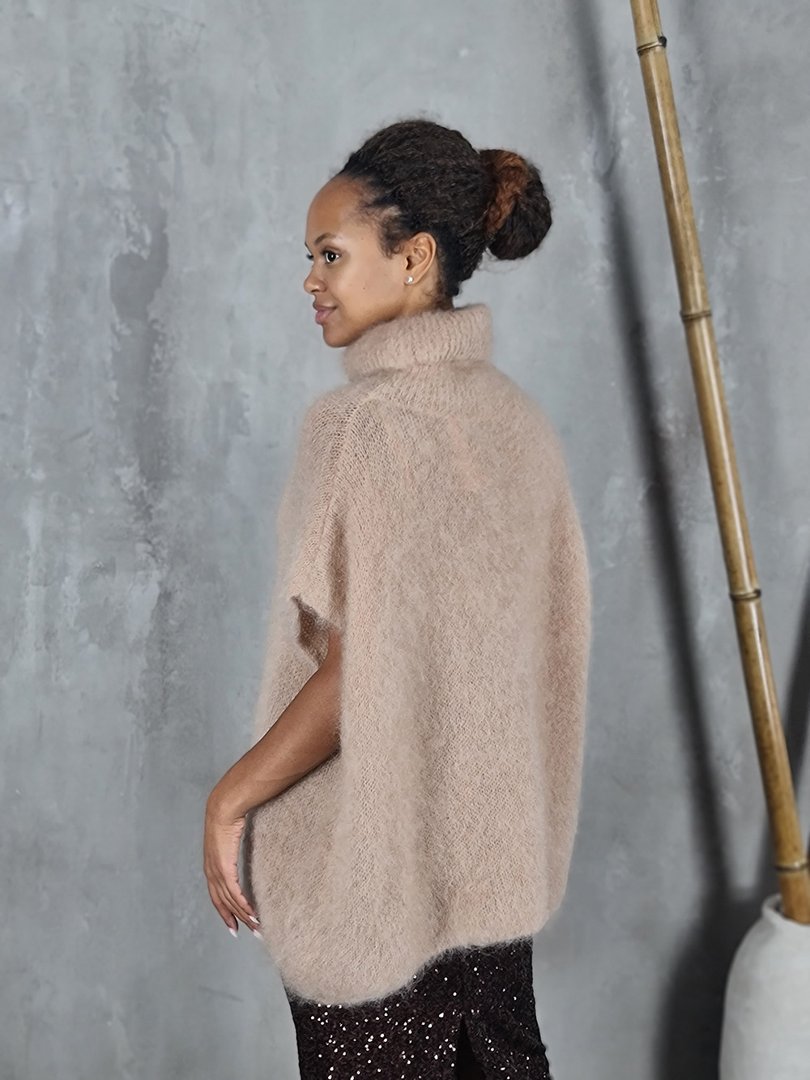 Жилет Adele & Beautty tricot бэби мохер бежевый, фотография №4