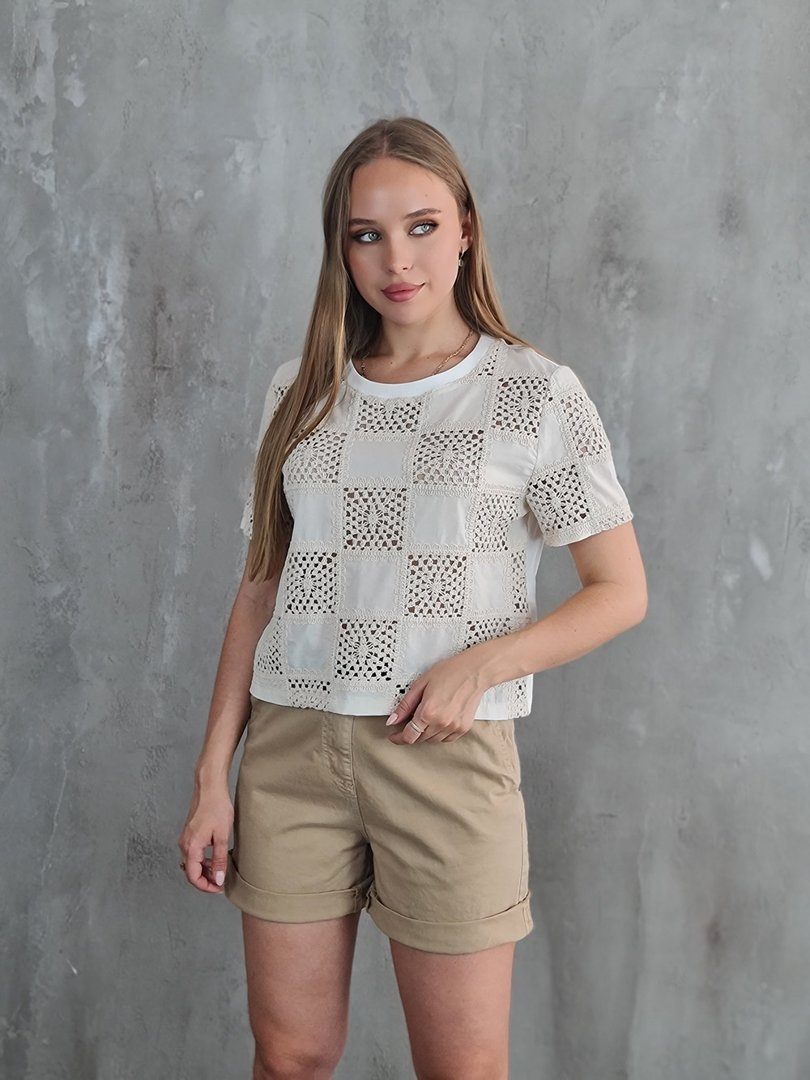 Футболка Please с вышитыми квадратиками бежевая, фотография №3