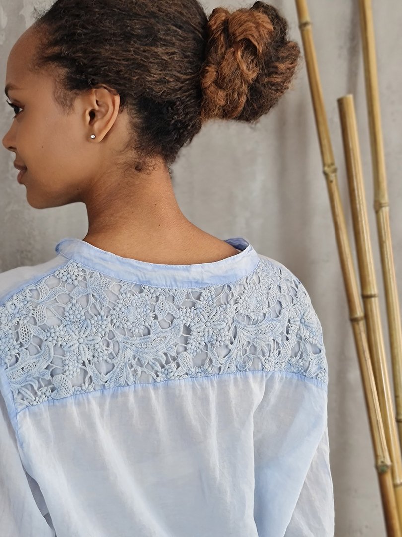Рубашка STAR с кружевом на спине голубая, фотография №4
