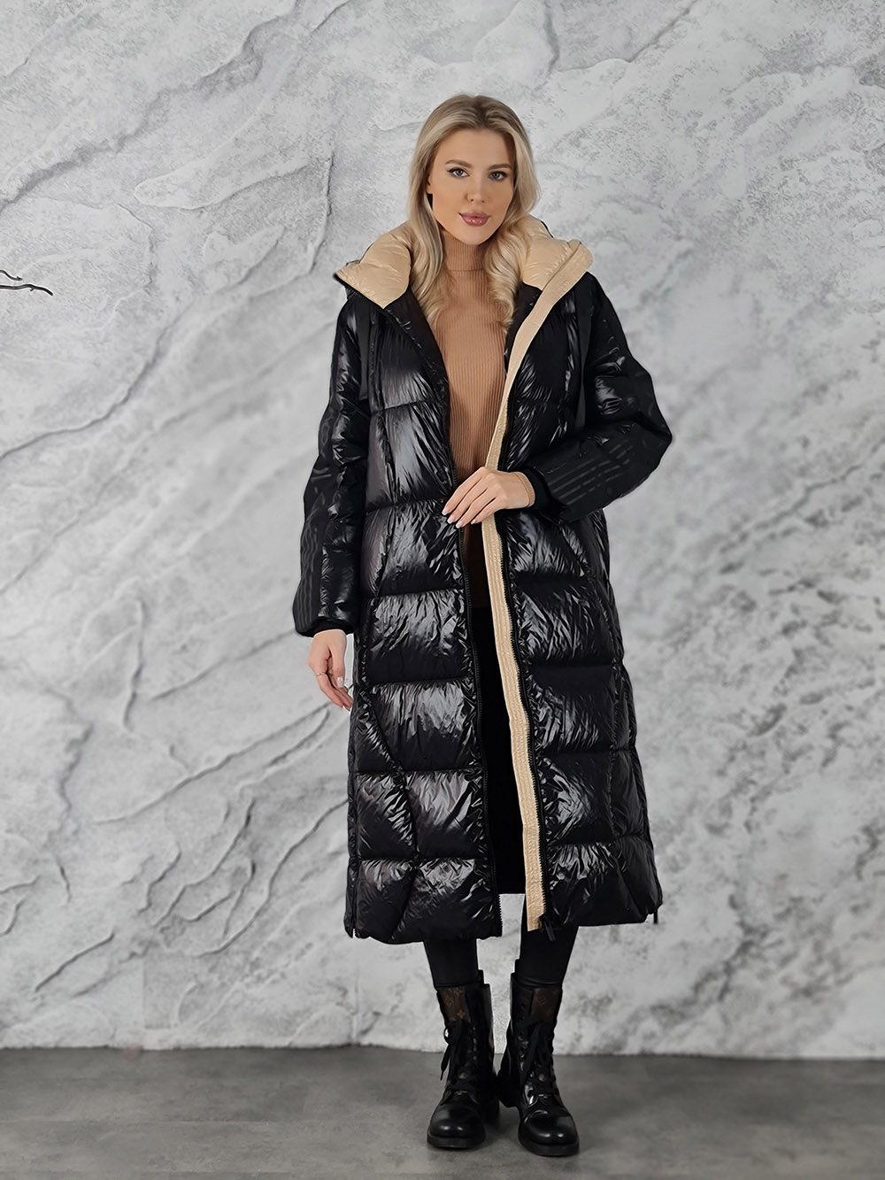 Пуховик Vicolo натуральный пух с бежевым подкладом капюшон черный, фотография №1