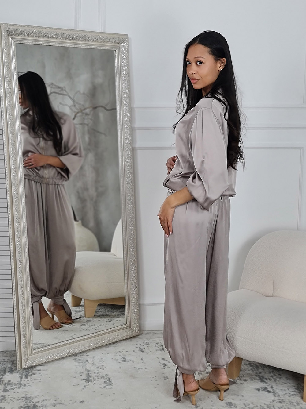 Костюм New Collection атласный бомбер и брюки тауп, фотография №5