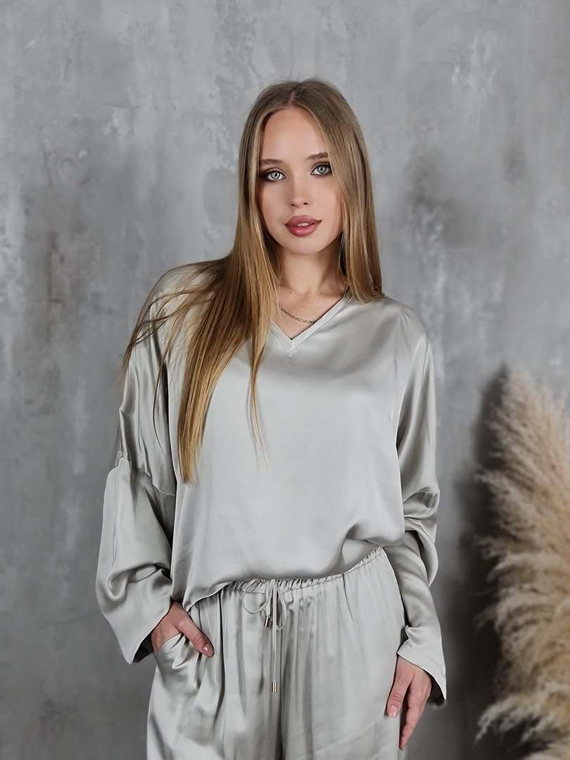 Костюм CLOTHÉ атласный серый, фотография №2