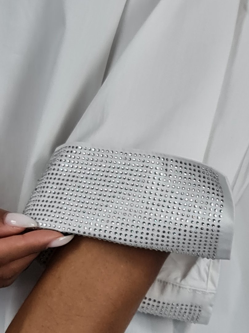 Рубашка J&J Couture с рукавом 3/4 и стразами на рукавах белая, фотография №4