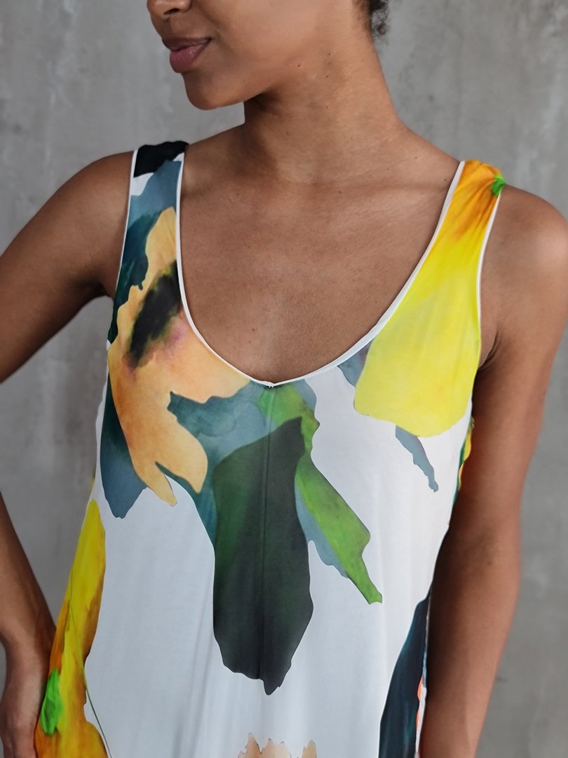 Платье Silk New с цветочным принтом белое, фотография №4