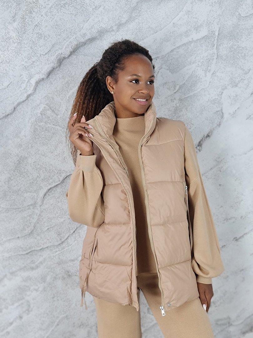 Костюм Lara тройка жилет джемпер брюки песочный, фотография №3