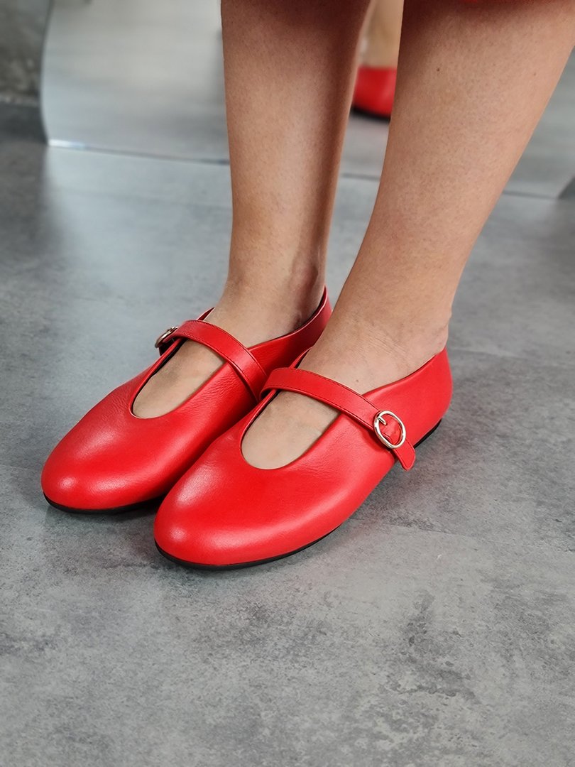 Туфли-балетки L'Estrosa с ремешком красные, фотография №4