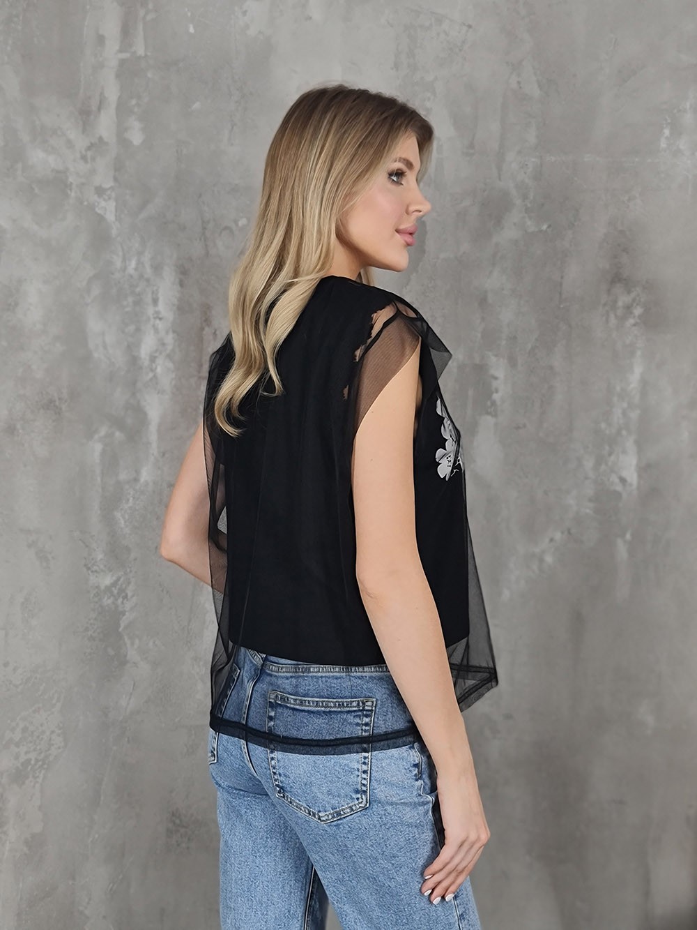 Футболка Miss Kiss с белым принтом цветы и сеткой черная , фотография №2