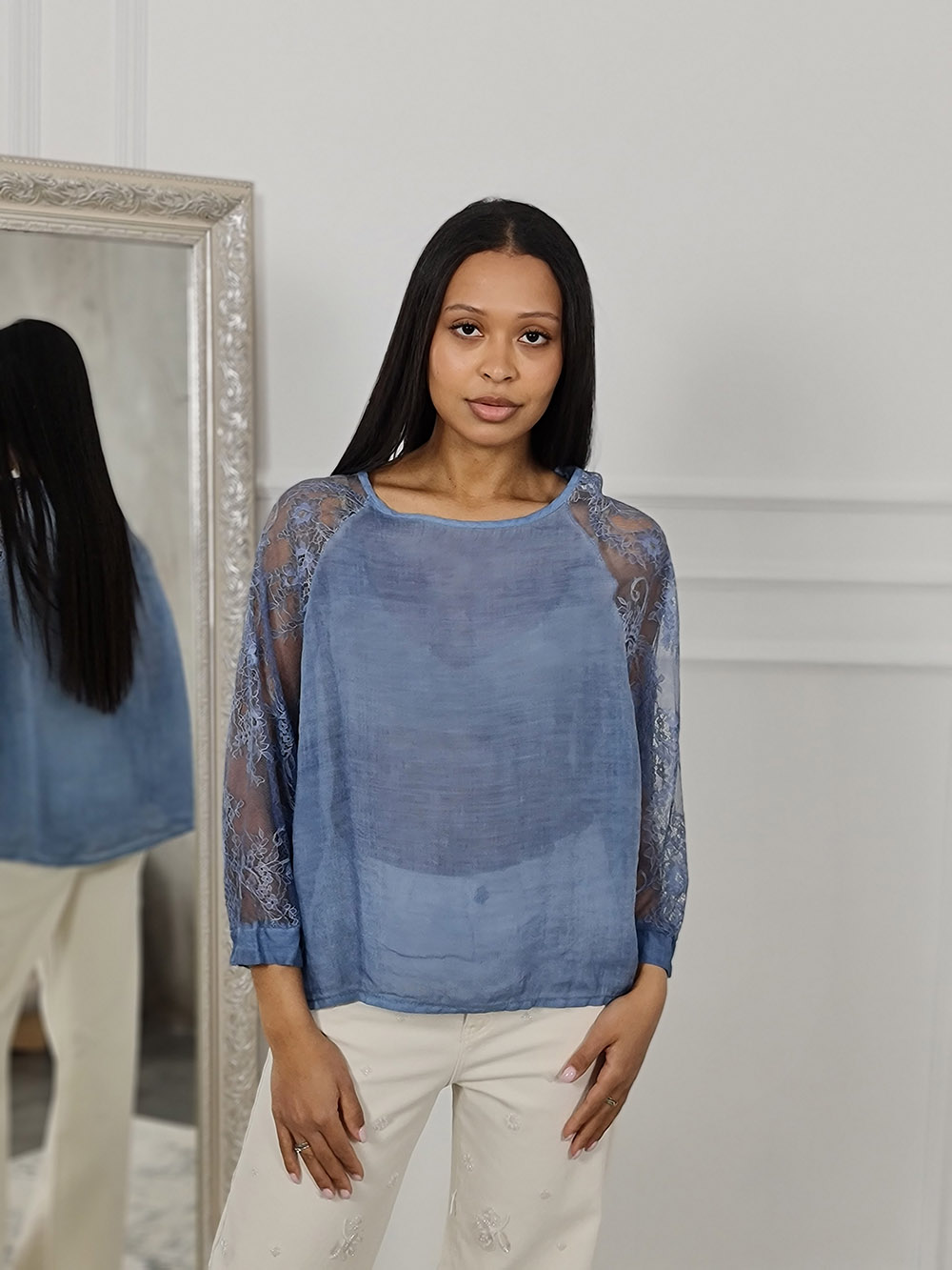 Блузка WI&CO с кружевными рукавами синяя , фотография №1