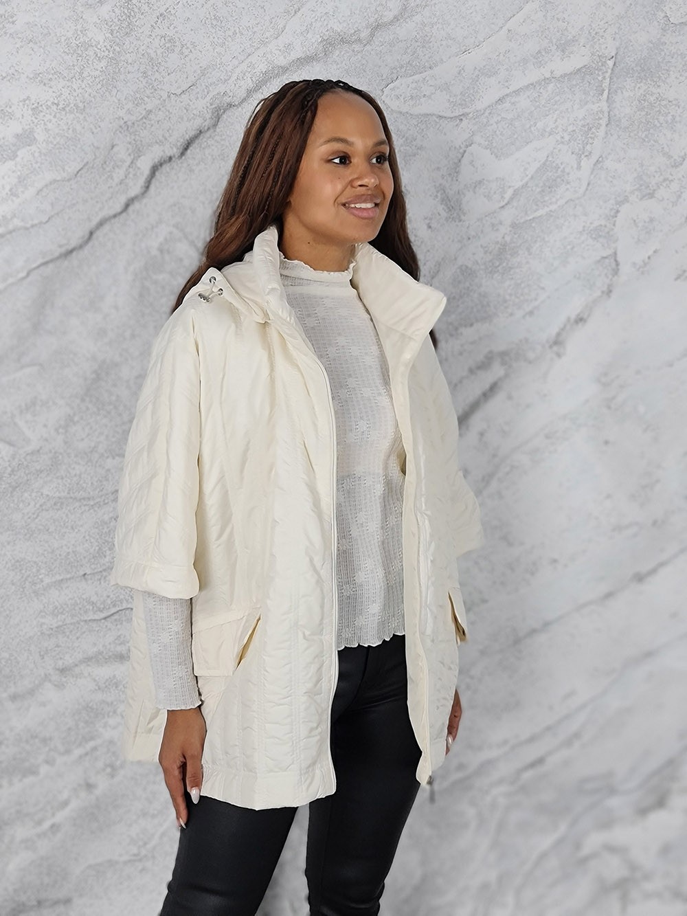 Куртка Monte Cervino рукава летучая мышь с капюшоном молочная, фотография №1