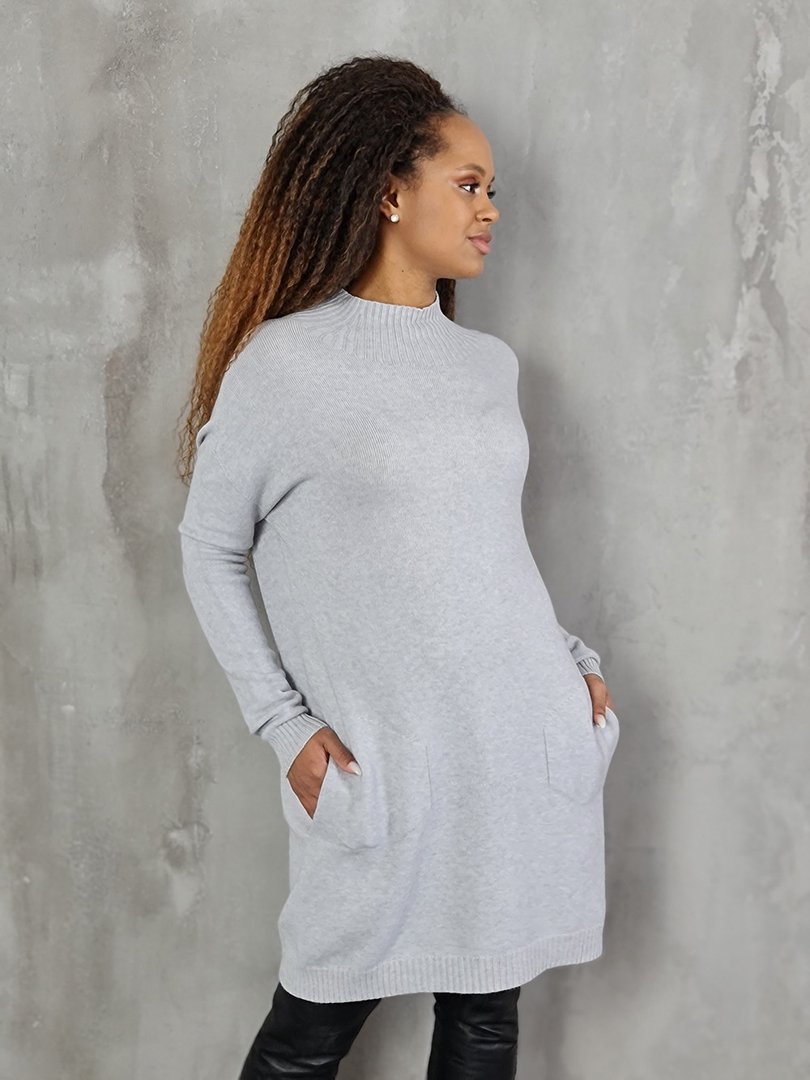 Платье Please теплое с воротом и карманами светло-серое, фотография №3