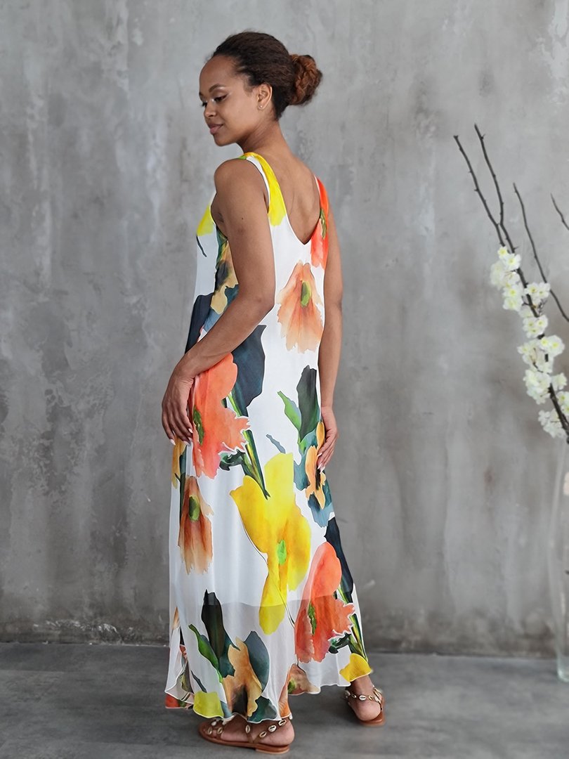 Платье Silk New с цветочным принтом белое, фотография №2