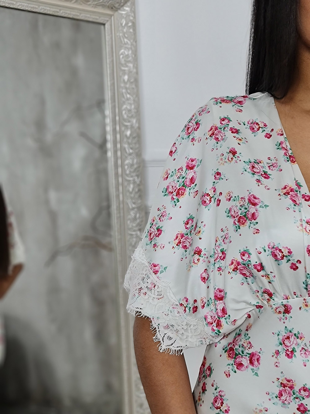 Платье Imperial с цветочным принтом и кружевом на рукавах молочное, фотография №4