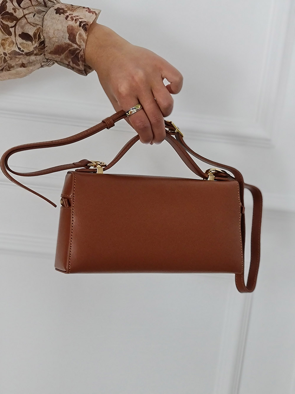 Сумка мини с сплошной молнией карамельная, фотография №4