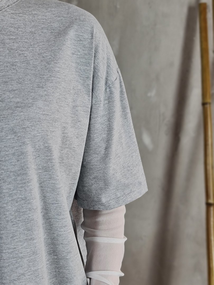 Лонгслив Vicolo с сетчатыми рукавами серый, фотография №4