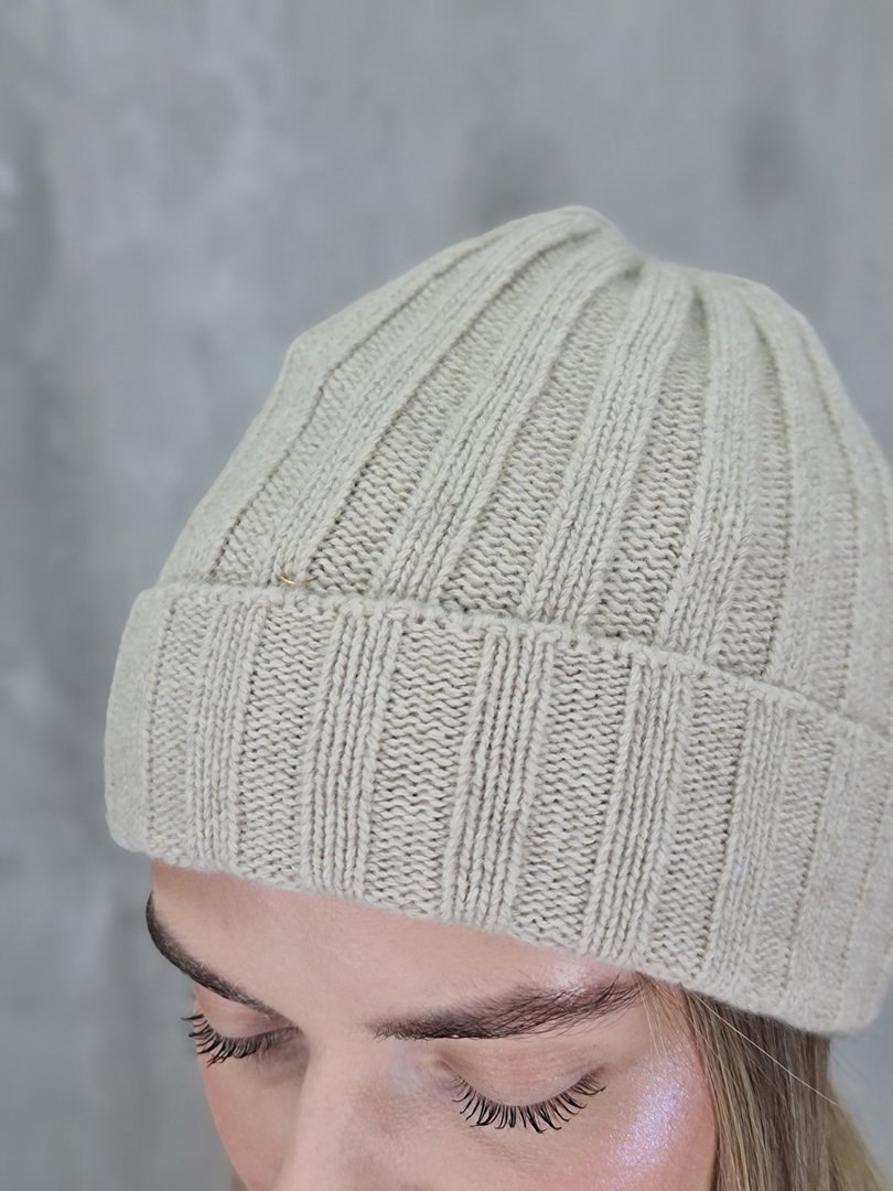 Шапка CASHMERE с кашемиром бежевая, фотография №2