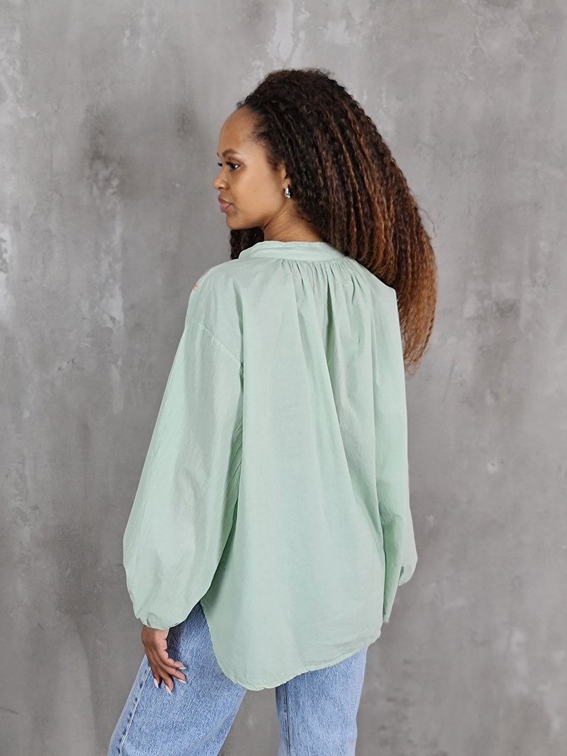 Рубашка J&J Couture с золотым принтом мята, фотография №4