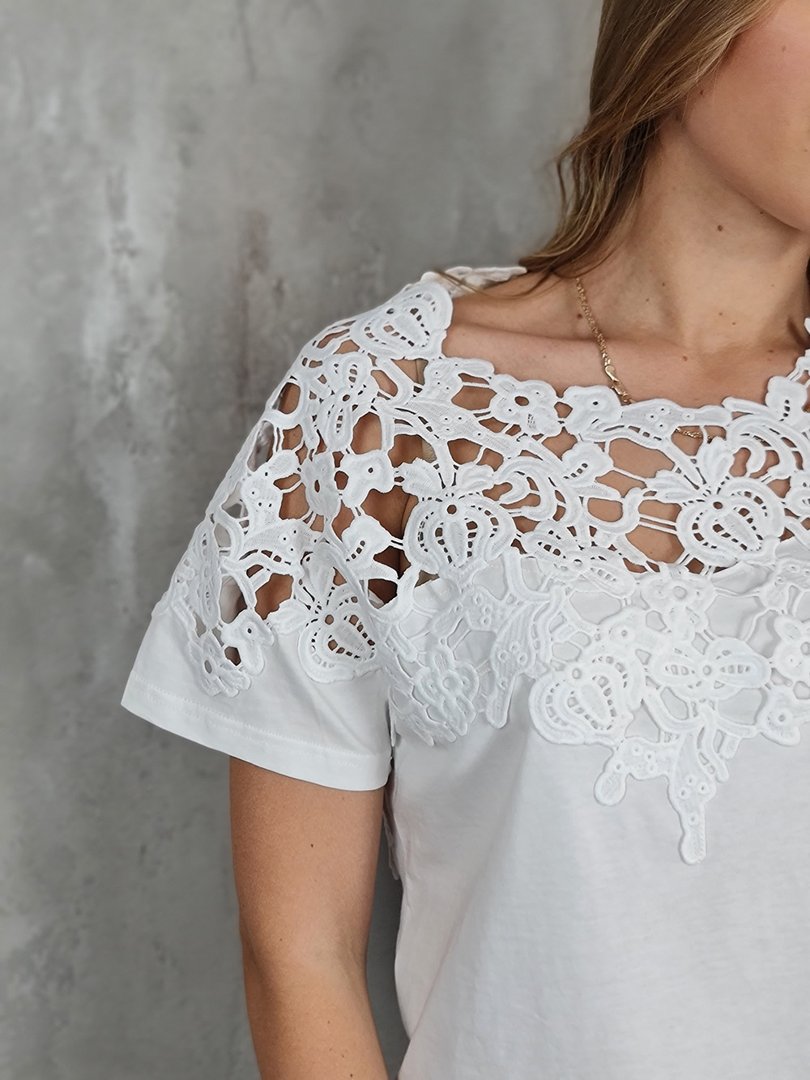 Футболка Y.Two с кружевной вставкой на плече белая, фотография №3