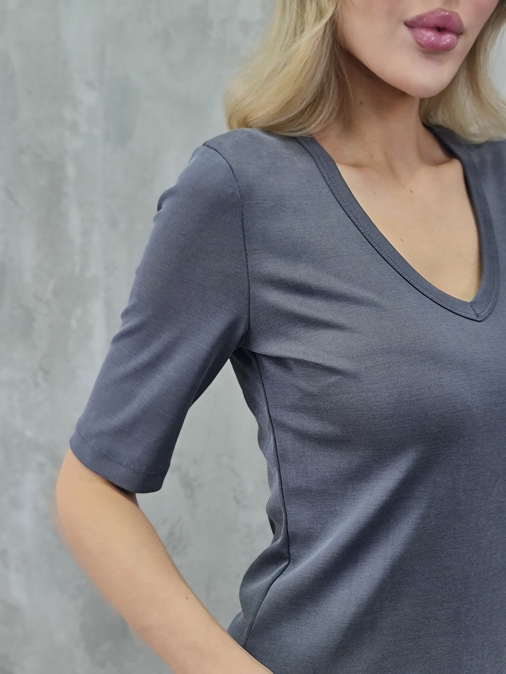 Футболка Imperial v вырез графит , фотография №5