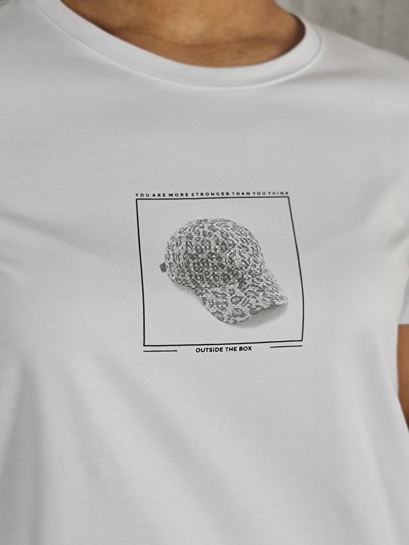 Футболка li.fe style с принтом кепки белая, фотография №2