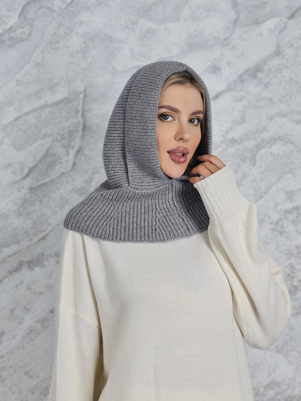 Капор Souvenir вязанный серый, фотография №2