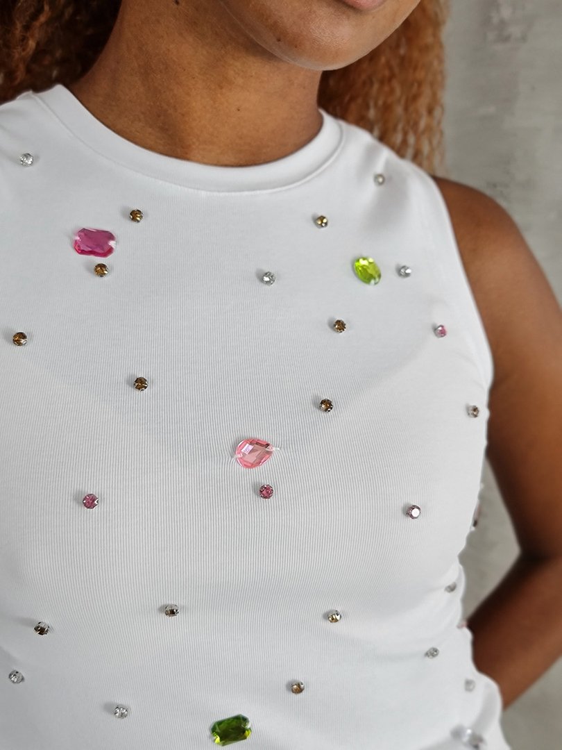 Топ LUMINA с широкими плечиками с камнями белый, фотография №2