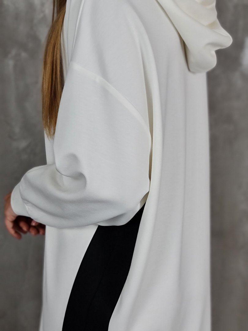 Платье Imperial с черными вставками белое, фотография №6