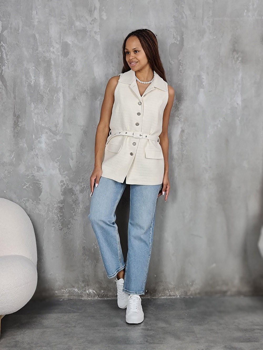 Жилет CLOTHÉ с ремнем молочнй , фотография №2