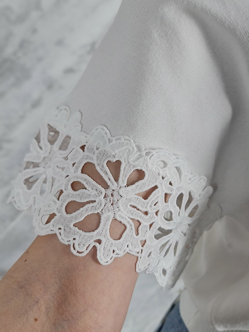 Поло Lara с вышивкой короткий рукав белое, фотография №3