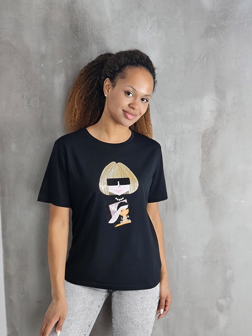 Футболка Paquito с принтом девушки из страз черная, фотография №1
