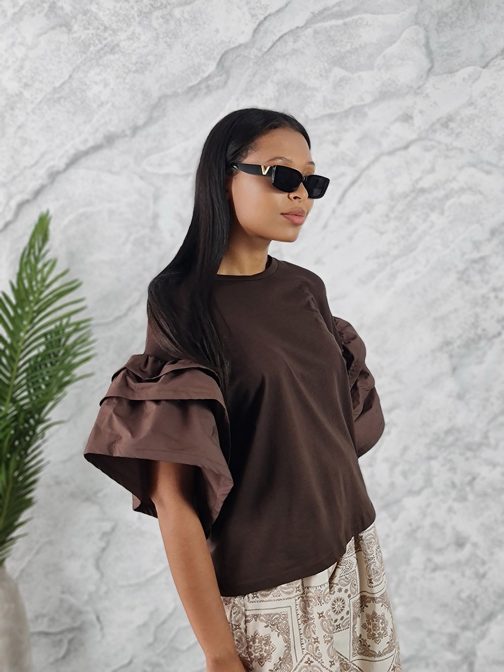 Футболка Souvenir с рукавами-воланами шоколад, фотография №2