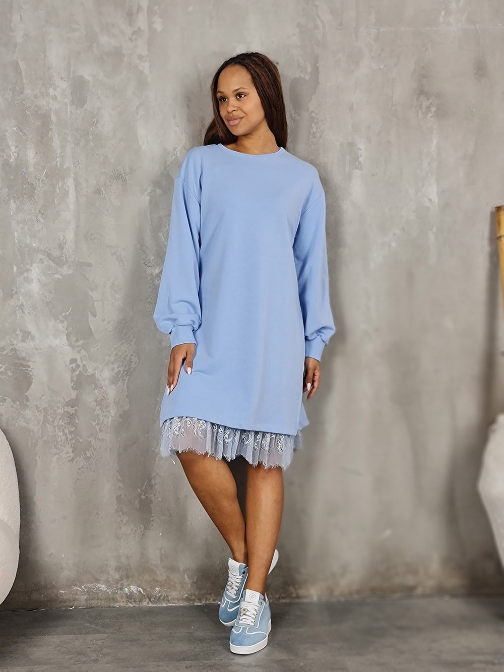 Платье Vicolo с кружевом внизу голубое, фотография №2