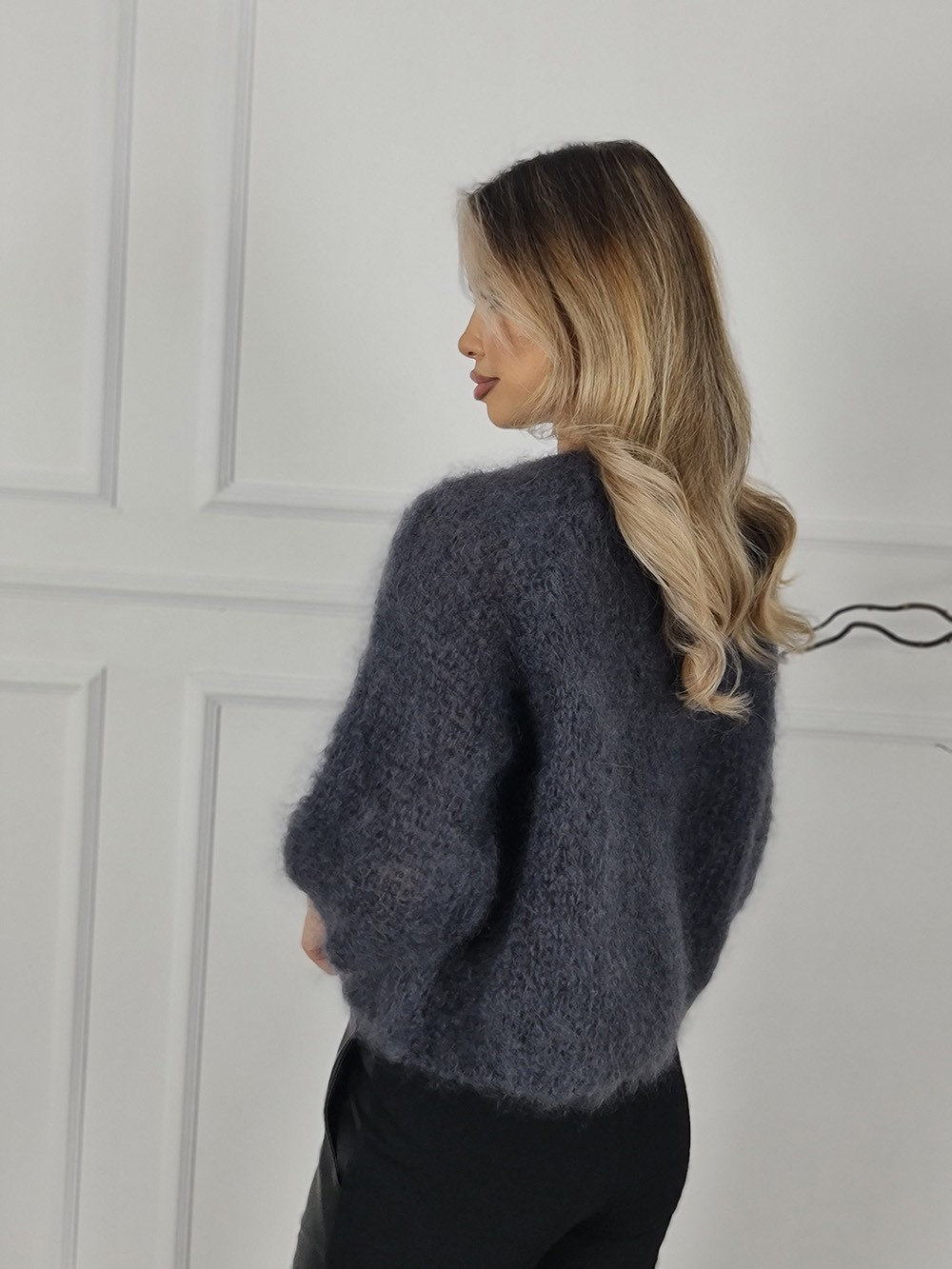 Джемпер Adele & Beautty tricot бэби мохер с длинными рукавами серый, фотография №3