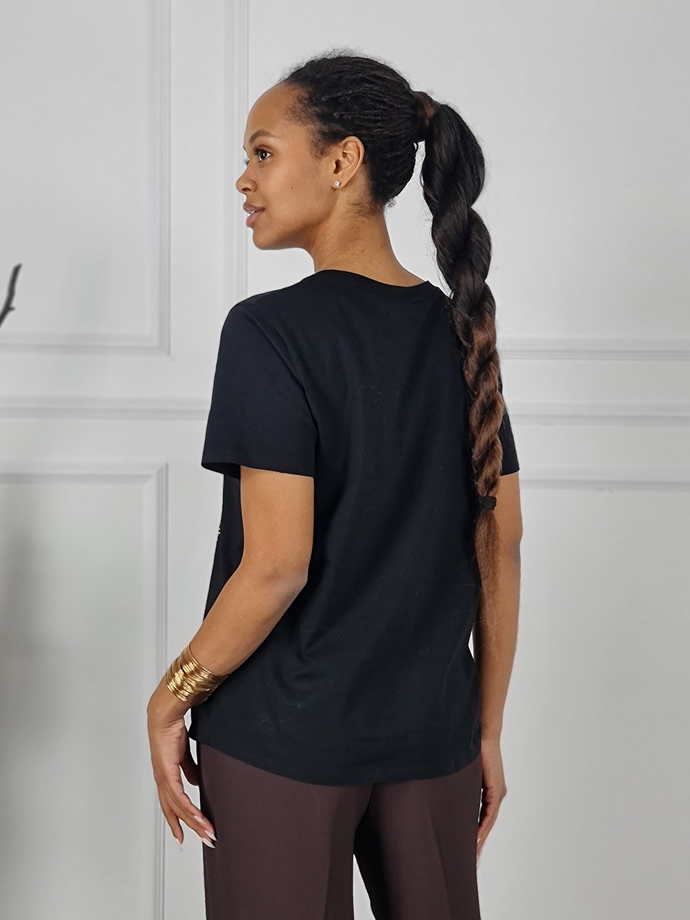 Футболка Y Two принт Силуэт девушка в рамке черная, фотография №4