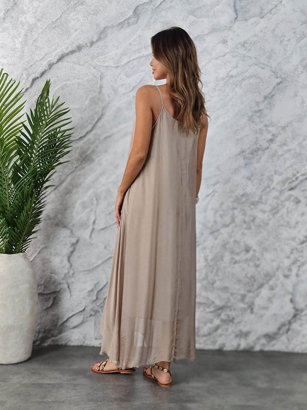 Платье Pura Seta длинное  на бретелях бежевое, фотография №2