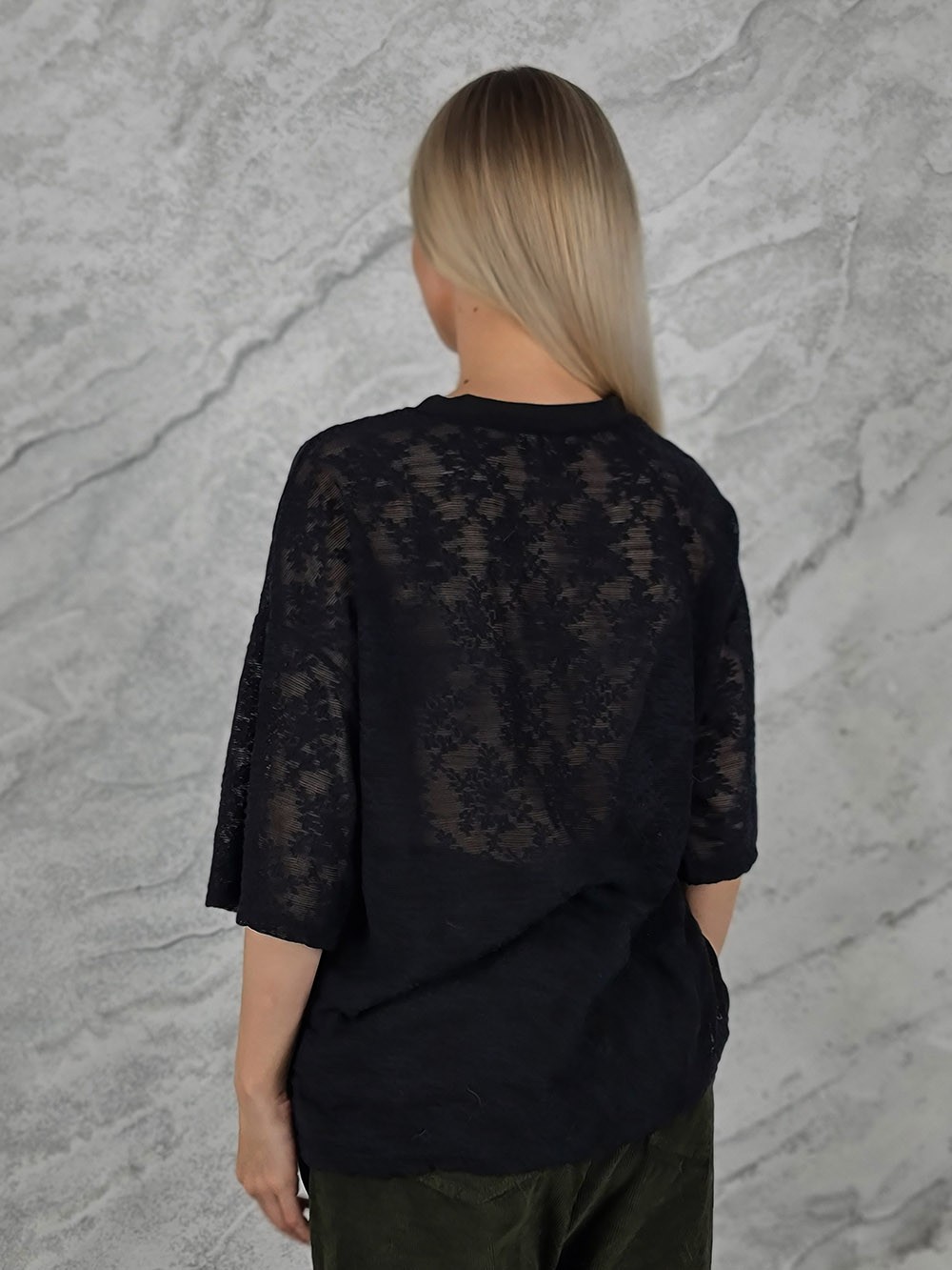 Блузка MIHO'S в сеточку с вышивкой черная, фотография №3