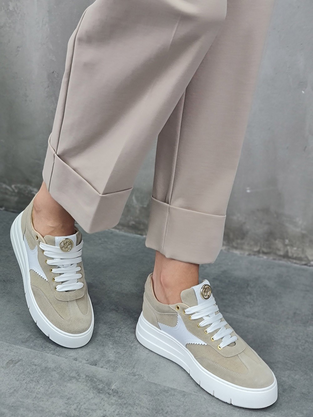 Кеды FEDERICA LANCIONI с белыми вставками замшевые бежевые, фотография №5