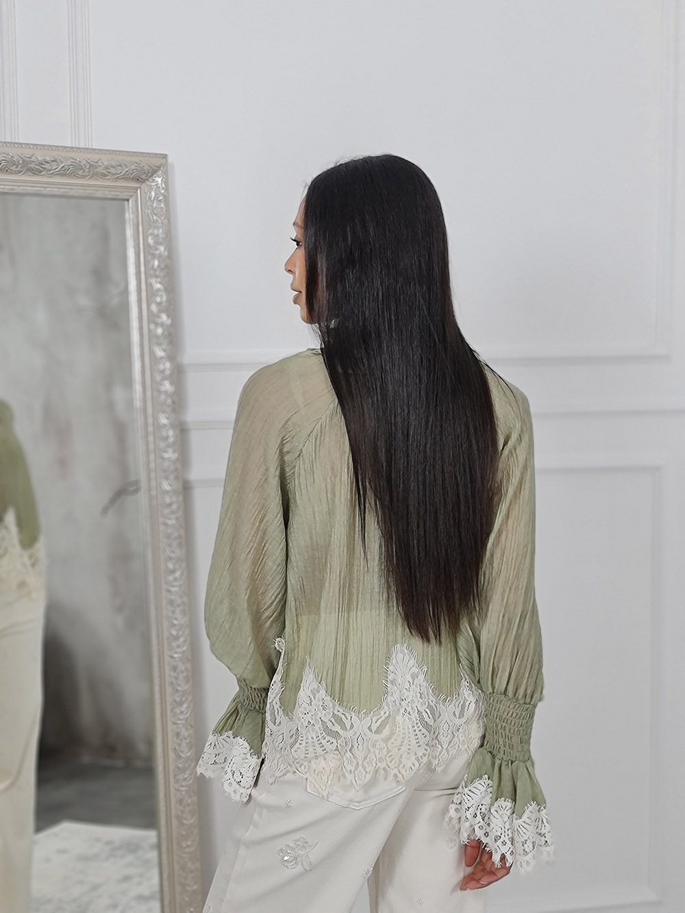 Блузка Mitica с кружевом по краям с манжетами оливка, фотография №3