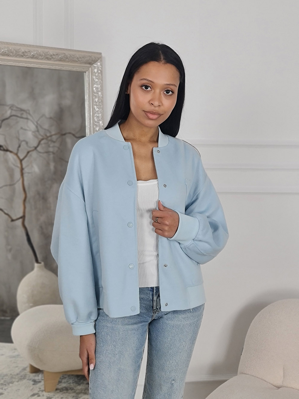 Бомбер Vicolo на кнопках с буквой v голубой , фотография №1