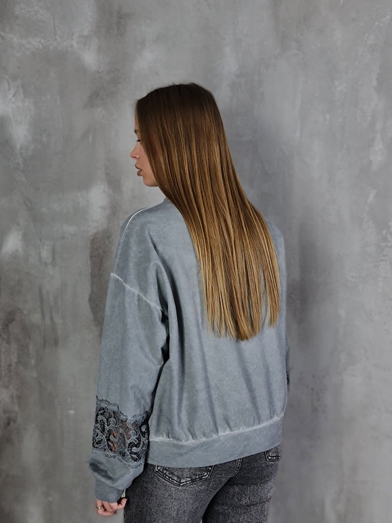 Джемпер MIHO'S с кружевом и принтом тигра серый, фотография №2