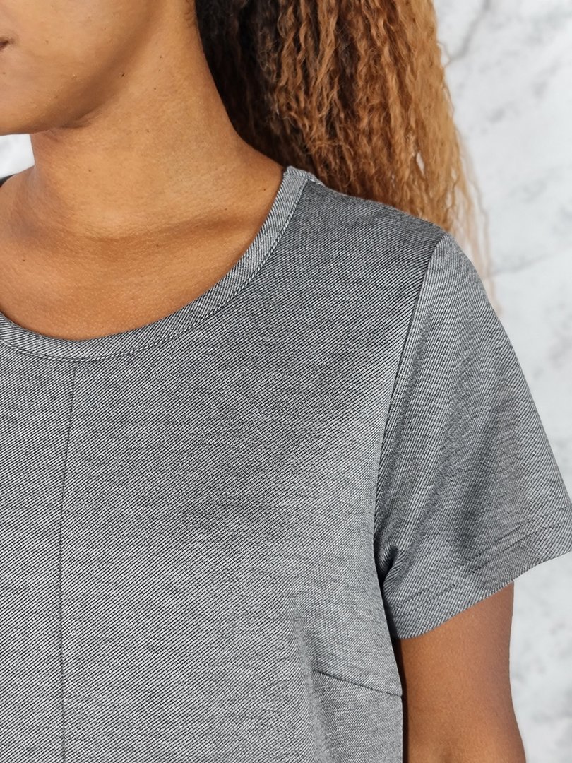 Платье Barbara Alvisi с коротким рукавом серое, фотография №5