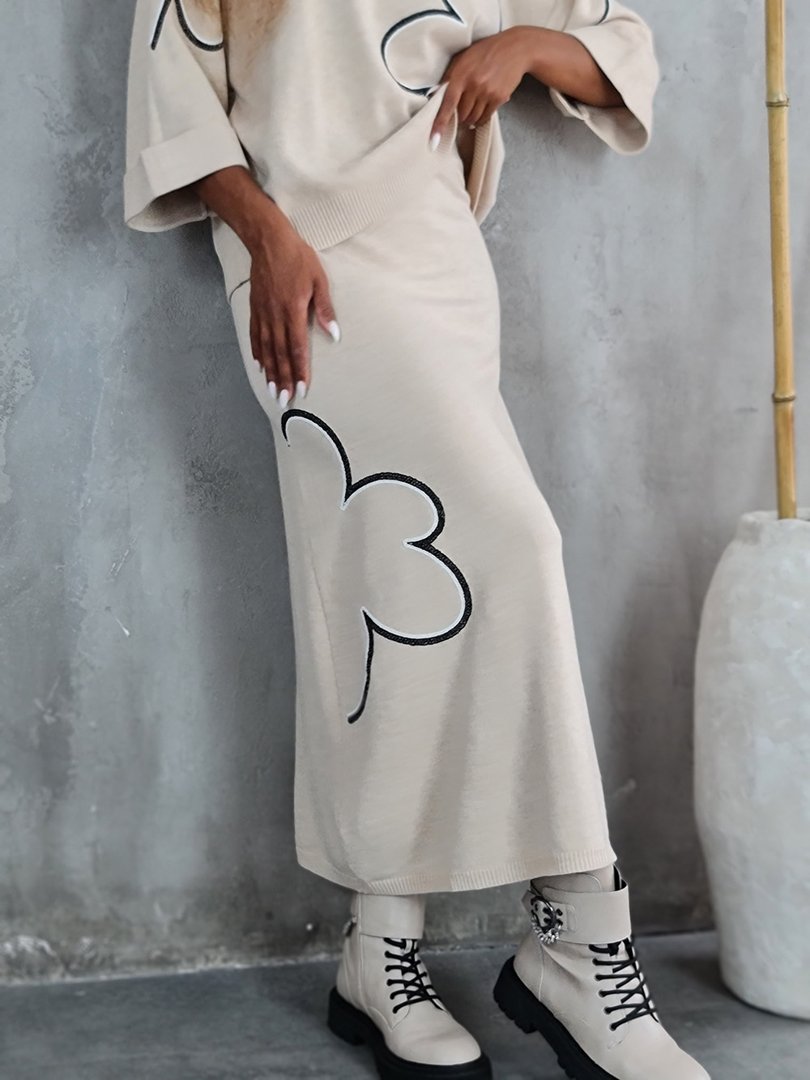 Костюм BEAUTY WOMEN джемпер с вышивкой и юбка песочный, фотография №3