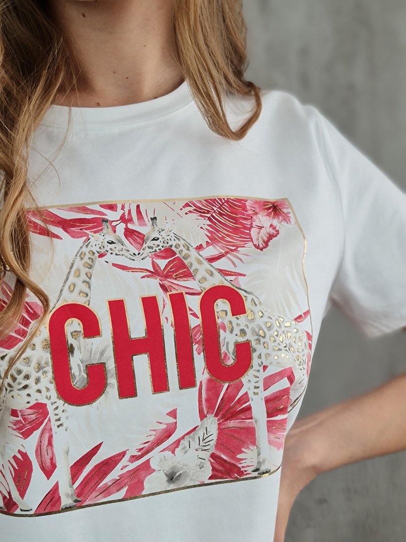 Футболка Y Two с красной надписью CHIC , фотография №3