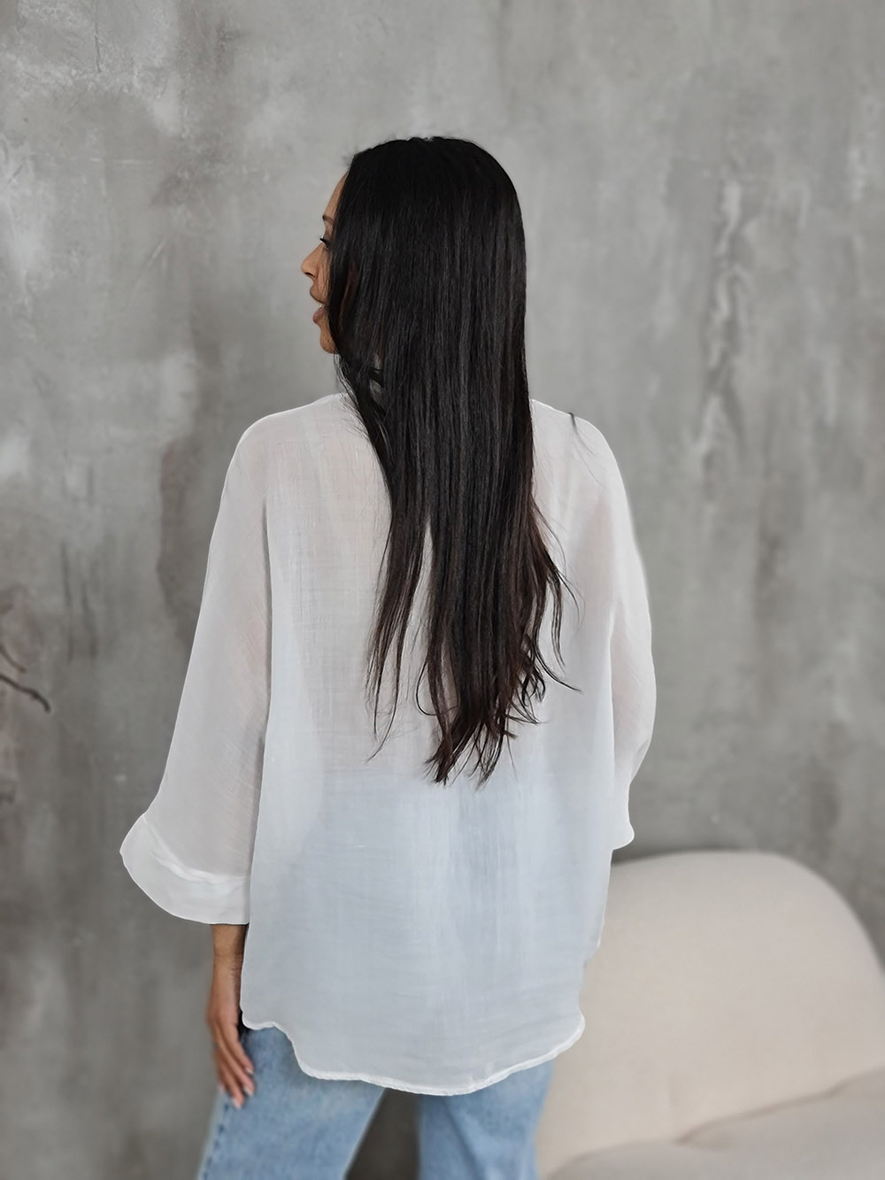 Рубашка MIHOs полупрозрачная без ворота белая, фотография №4