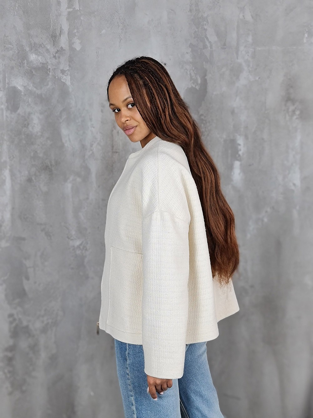 Бомбер CLOTHÉ на молнии молочный, фотография №4